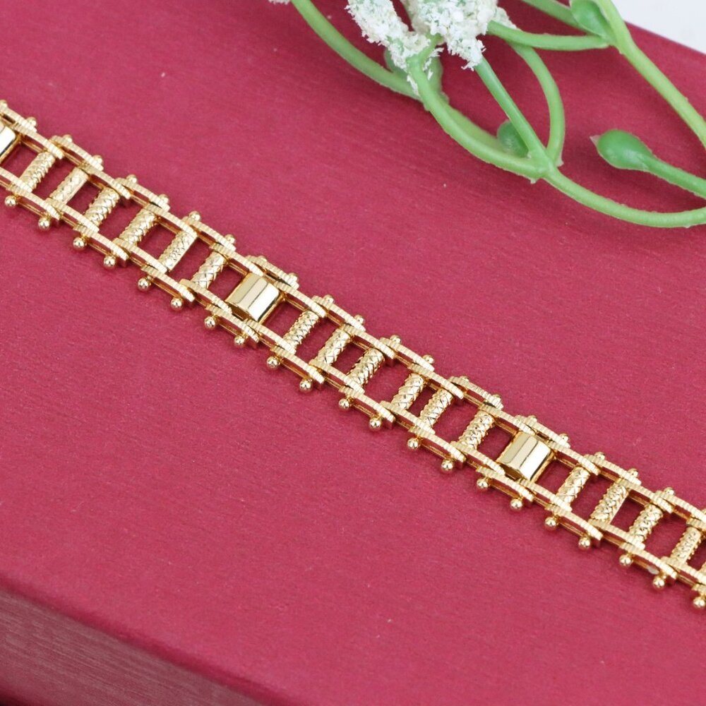 "Rose Gold Textured Link Chain Bracelet in Premium Brass Finish, XPBL0998